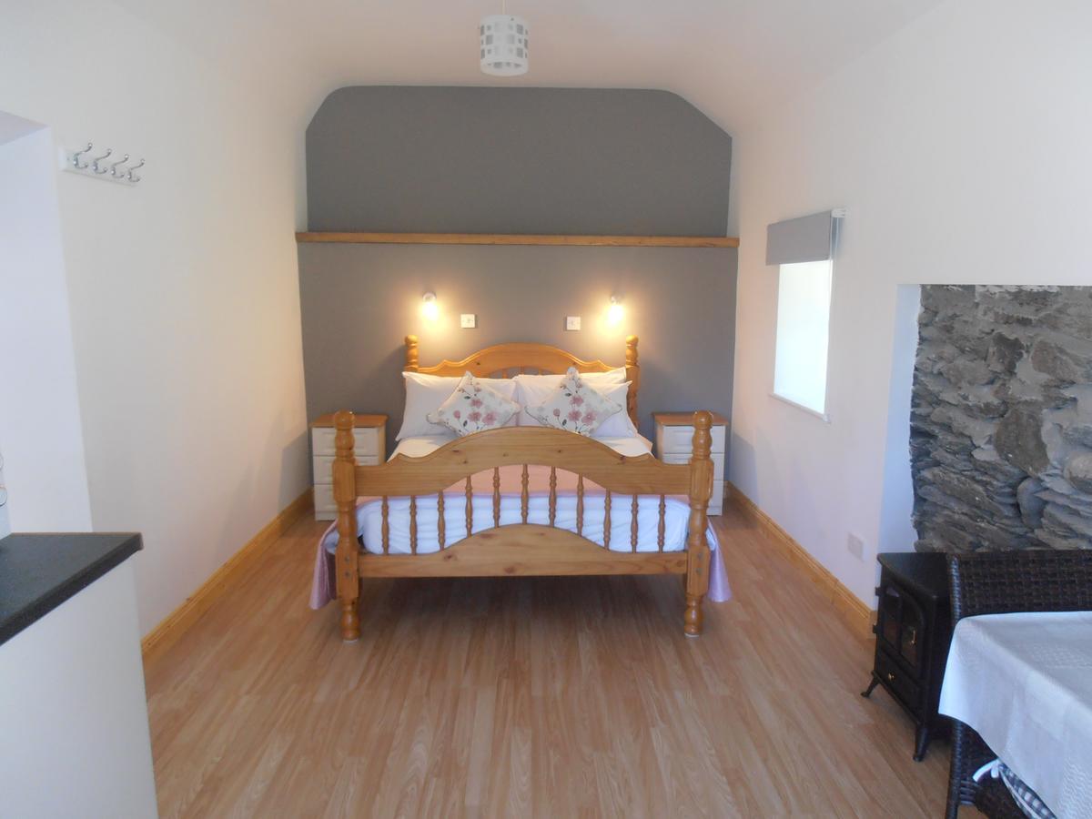 Hungry Hill Lodge Adrigole Bagian luar foto